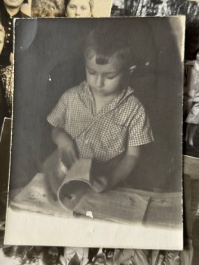 Atmosfer klasik estetik, eski fotoğraf albümleri, eski moda akımları. Avrupa. Kiev, 29 Ocak - İllüstrasyon Editörü