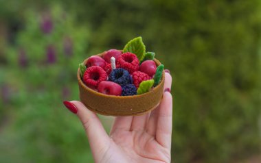 Gerçekçi turta şekilli mum dekoratif gıda illüzyonu