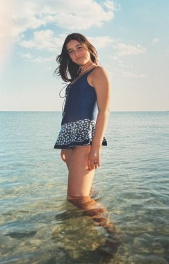 2000 'lerin başında Genç Kız Yaşam Tarzı. Orijinal Vintage Film Görünümü