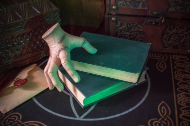 Gothic Family values, composition with a hand 