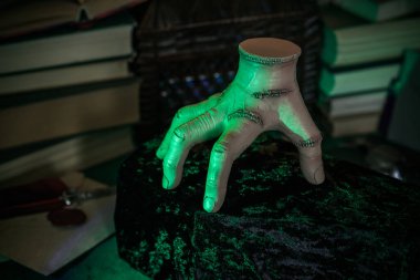 Gothic Family values, composition with a hand 