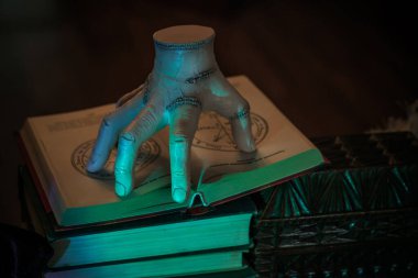 Gothic Family values, composition with a hand 