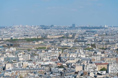 Fransa 'nın en yüksek noktasından Paris' in panoramik manzarası