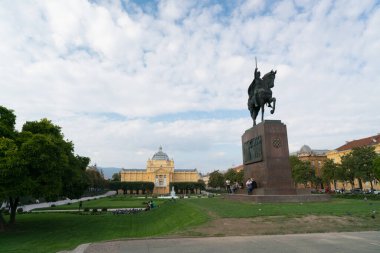 Zagreb, Hırvatistan - 20 Eylül 2016: Kral Tomislav Meydanı