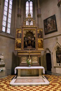 Zagreb, Hırvatistan - 20 Eylül 2016: Meryem 'in Varsayımı katedrali içinde ve krallar Aziz Stephen ve Aziz Ladislaus' a