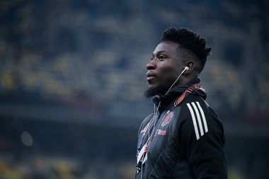 Andre Onana, 30 Ocak 2025 'te Bükreş' teki Ulusal Arena 'da oynanan FCSB (Romanya) ile Manchester United (İngiltere) arasındaki UEFA Avrupa Ligi Stage maçı öncesinde resim çekmişti..