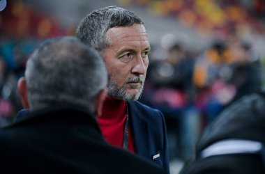 FCSB Başkanı Mihai Stoica, 30 Ocak 2025 'te Bükreş' teki Ulusal Arena 'da oynanan FCSB (Romanya) ile Manchester United (İngiltere) arasındaki UEFA Avrupa Ligi Stage maçı öncesinde resim çekti..