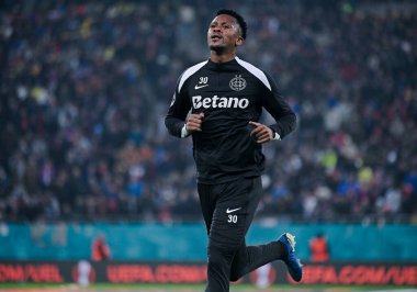 30 Ocak 2025 tarihinde Bükreş 'teki Ulusal Arena' da oynanan FCSB (Romanya) ile Manchester United (İngiltere) arasında oynanan UEFA Avrupa Ligi Stage maçı öncesinde çekilen Siyabonga Ngezana (FCSB).