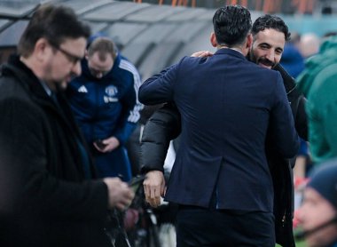 Ruben Amorim, 30 Ocak 2025 'te Bükreş' teki Ulusal Arena 'da oynanan FCSB (Romanya) ile Manchester United (İngiltere) arasındaki UEFA Avrupa Ligi Stage maçı öncesinde resim çekmişti..