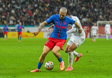 FCSB 'den Dabiel Birligea, 17 Mayıs 2025' te Bükreş 'teki Ulusal Arena' da düzenlenen Romanya Superliga karşılaşmasında çekildi..