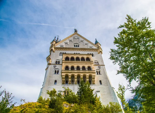 Neuschwanstein Benteng Terkenal Dongeng Putri Dan Kekasih Menonjol Terhadap Langit — Stok Foto