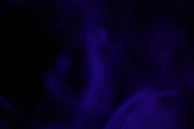 koyu arkaplanda mor duman, renkli soyut, mavi sis, minimalizm, ışık çizgisi