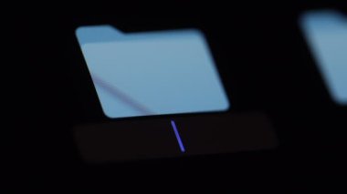 Ukrayna, metin Ukrayna, içerik oluşturucu isimli dosyalar için bir dizin oluştur