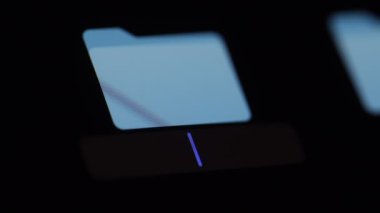 Ukrayna, metin Ukrayna, içerik oluşturucu isimli dosyalar için bir dizin oluştur