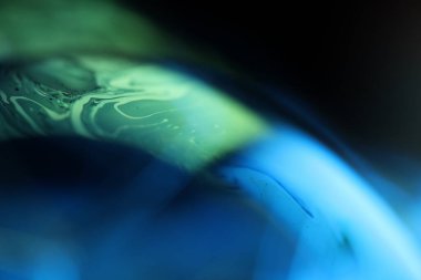 Çok renkli kimyasal sıvı yüzey, olağanüstü soyut fotoğrafçılık, filmin parazit deseni