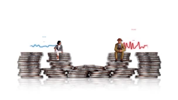 Coins Miniature People Concept Successful Investment Choices — Vídeo de Stock