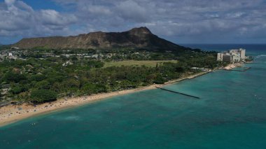 Honolulu Hawaii 'deki sahil manzarası çok güzeldir.