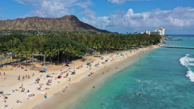 Honolulu Hawaii 'deki sahil manzarası çok güzeldir.