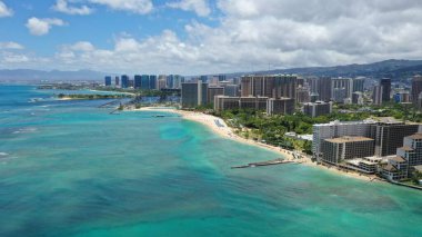 Honolulu Hawaii 'deki sahil manzarası çok güzeldir.