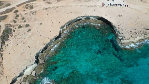 Ayia Napa Kıbrıs 'taki Cape Greco' nun güzel hava manzarası