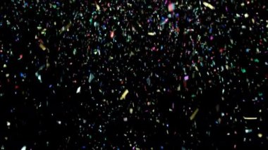 Stüdyo, gerçek metalik çok renkli konfeti süslemesinin yakın çekimi. İzole edilmiş parti popper lametta ile önceden üretilmiş alfa kanal mat. Yeni Yıl Şablonu, 4 Temmuz ya da festival Karnavalı.