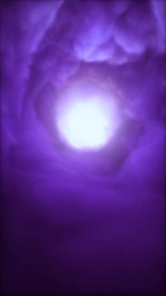Posh Lila Violett Rotierenden Flauschigen Zuckerwatte Wolke Wirbel Wirbel Vertikale — Stockvideo