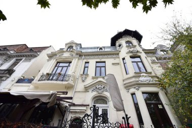 The historic center of Bucharest includes historical monument buildings dating from the 15th-19th centuries combined with the modern style of others built in the 20th century.