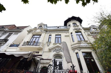 The historic center of Bucharest includes historical monument buildings dating from the 15th-19th centuries combined with the modern style of others built in the 20th century.