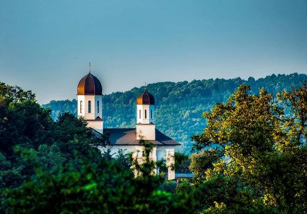 stock image The wall church in city of Novaci,is an Orthodox Christian church built in interwar period on a hill in the center of the city of Novaci,dedicated to Saint John the Baptist