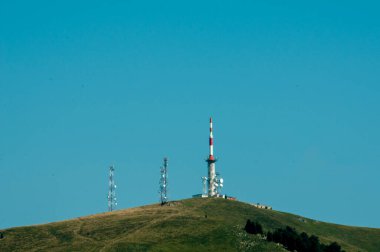 Novaci bölgesindeki manzara, Karpatlar 'ın eteğindeki cennetin bir köşesi, resmi olarak 1502' den beri onaylı, bölge çok daha eski, tarihi kalıntılar onu antik çağlara yerleştirdi..