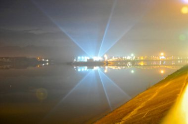 Jiu Köprüsü ya da Ferdinand Köprüsü, Jiu üzerindeki demir köprü Temmuz 1897 'de açıldı. 17 Ekim 1916' da, Trgujiu halkı kenti işgal etmek isteyen düşman askerlerini geride tuttu.