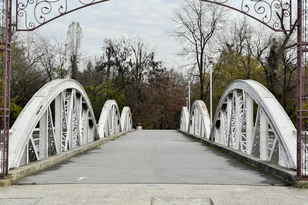 Jiu Bridge or Ferdinand Bridge,  iron bridge over Jiu inaugurated in July 1897.On October 17,1916,citizens of TrguJiu held back enemy soldiers who wanted to occupy city