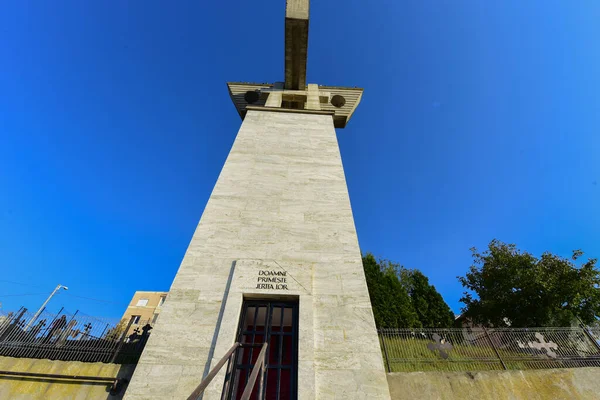 Wyniesienie Pustelni Świętego Krzyża Prawosławna Pustelnia Zbudowana Rapa Robilor Słynnym — Zdjęcie stockowe