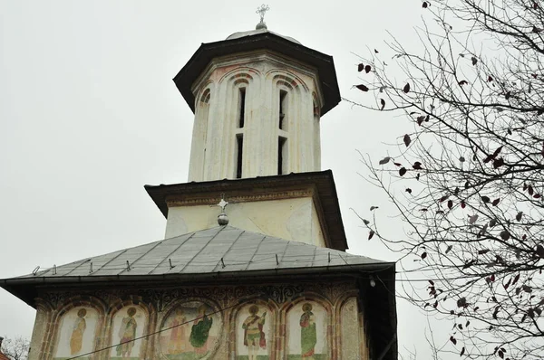 Православна Церква Таргу Цзю Присвячена Святим Ієрарху Ніколає Андрію Заснована — стокове фото