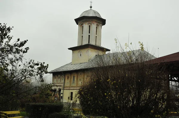 Iglesia Ortodoxa Targu Jiu Dedicada Los Santos Jerarca Nicolae Andrei — Foto de Stock