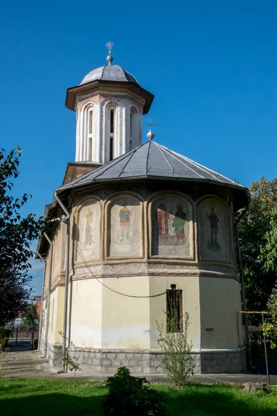 Biserica Ortodoxă Din Târgu Jiu Dedicată Sfinților Ierarhi Nicolae Andrei — Fotografie, imagine de stoc