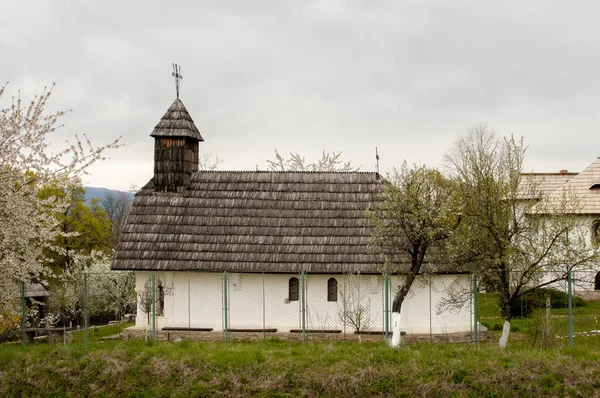 Iglesia Ortodoxa Pueblo Curtisoara Gorj Rumania Europael Museo Aire Libre — Foto de Stock
