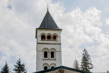 Romen Ortodoks Hıristiyan Hıristiyan Büyük Stefan ve Ortodoks Hıristiyanların Azizi Aziz tarafından kurulan Ortodoks Hıristiyan Manastırı 'na adanmış Putna Manastırı.
