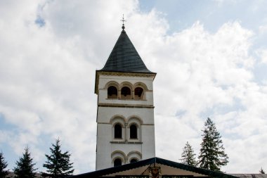 Romen Ortodoks Hıristiyan Hıristiyan Büyük Stefan ve Ortodoks Hıristiyanların Azizi Aziz tarafından kurulan Ortodoks Hıristiyan Manastırı 'na adanmış Putna Manastırı.
