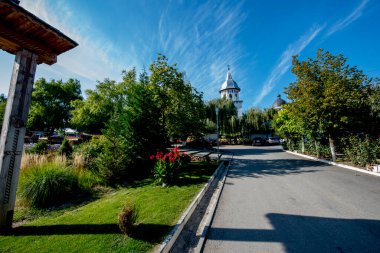 Dumbrava Manastırı 'nda kutsal şehit Dimitrie Myrrh Springer' a adanmıştır. Cennetin bir köşesi.