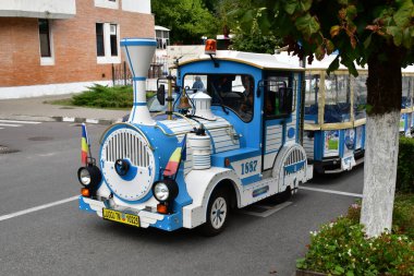 Govora Banyolarında turist otobüsü