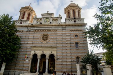 Tiflis şehrinin merkezinde Bakire Meryem 'in varsayımının katedrali..