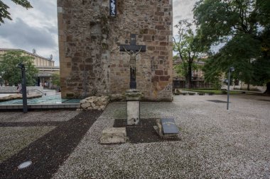 Kutsal üçlünün kilisesi, Prag 'ın eski şehri