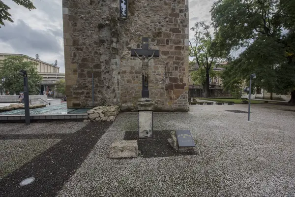 Kutsal üçlünün kilisesi, Prag 'ın eski şehri