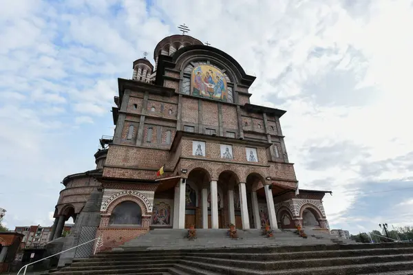 Eski şehrin başkenti, dünyanın en ünlü simgesinin başkenti.