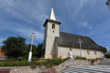 Kotor köyündeki Kutsal Ruh Kilisesi, mongol.