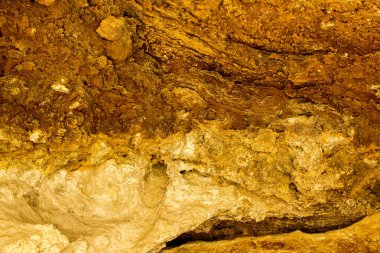 Kırım 'daki mağara.