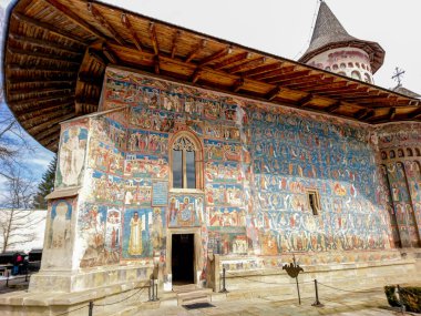 İtalya 'nın en güzel ortaçağ mimarisi olan İtalya' nın Vaftizci St. John Katedrali.