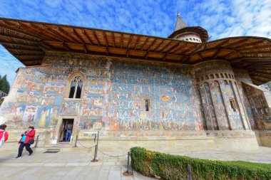 Tiflis, Georgia - 18 Temmuz, 2018: St. George Katedrali, TB 'deki Kutsal Üçleme