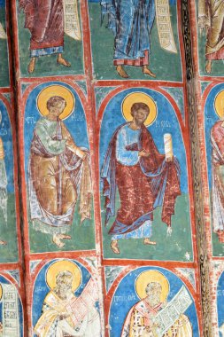 Ortodoks kilisesinin içinde.